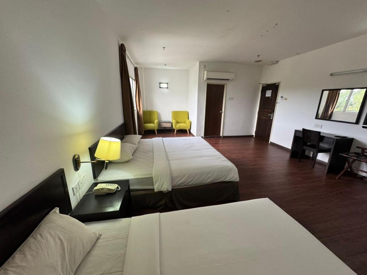 Hotel Pandan Джохор-Бару Екстер'єр фото